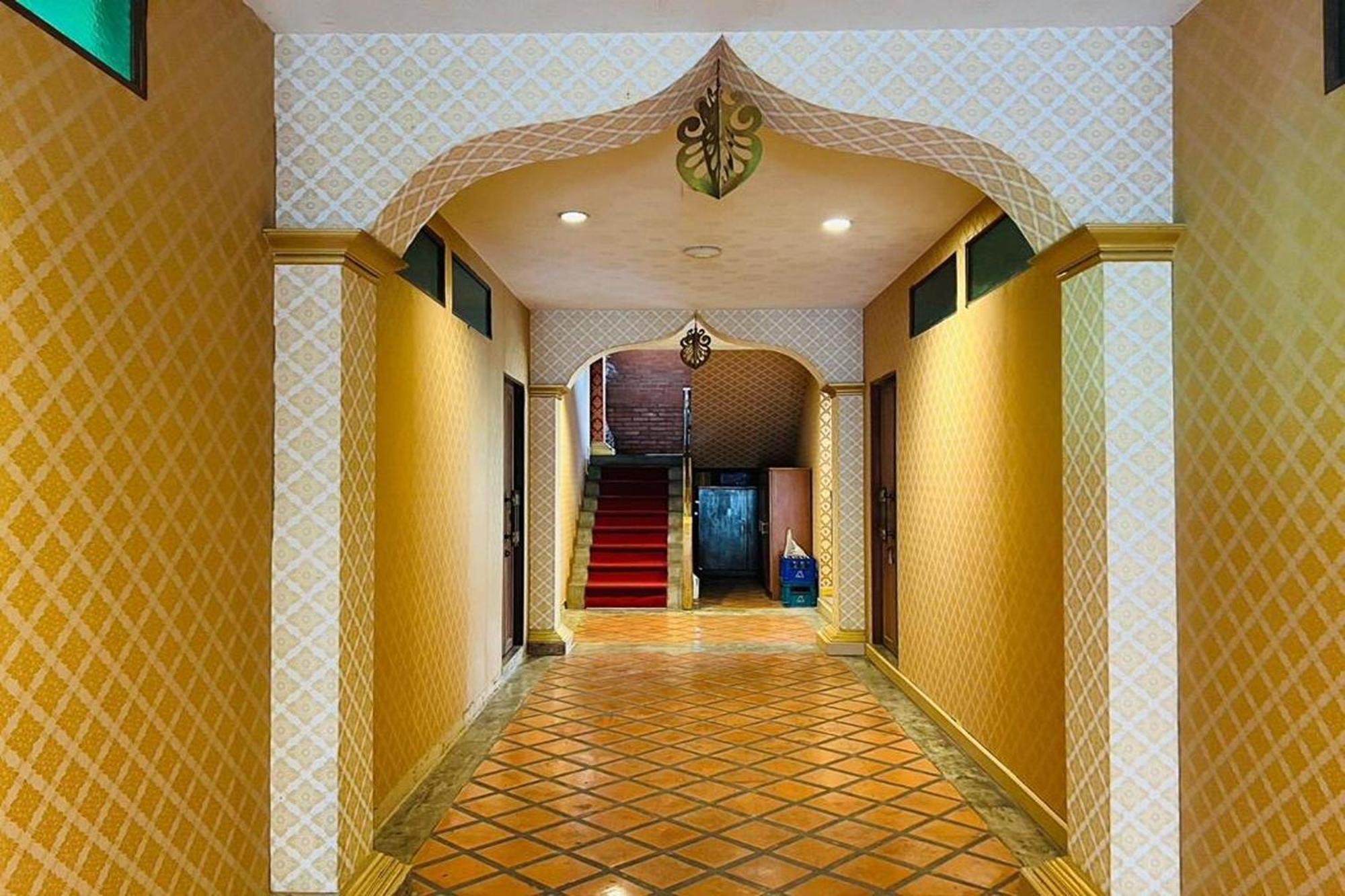 Amethyst Hotel Чиангмай Екстериор снимка
