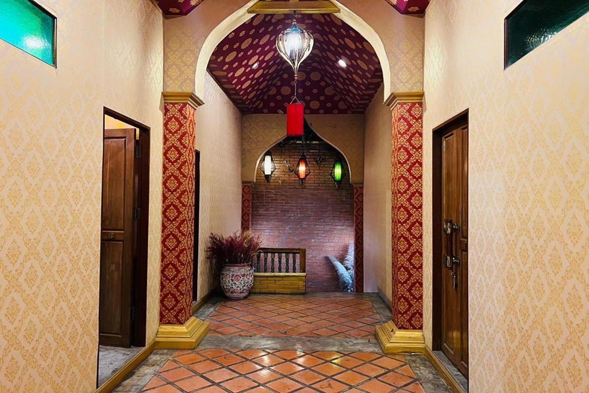 Amethyst Hotel Чиангмай Екстериор снимка