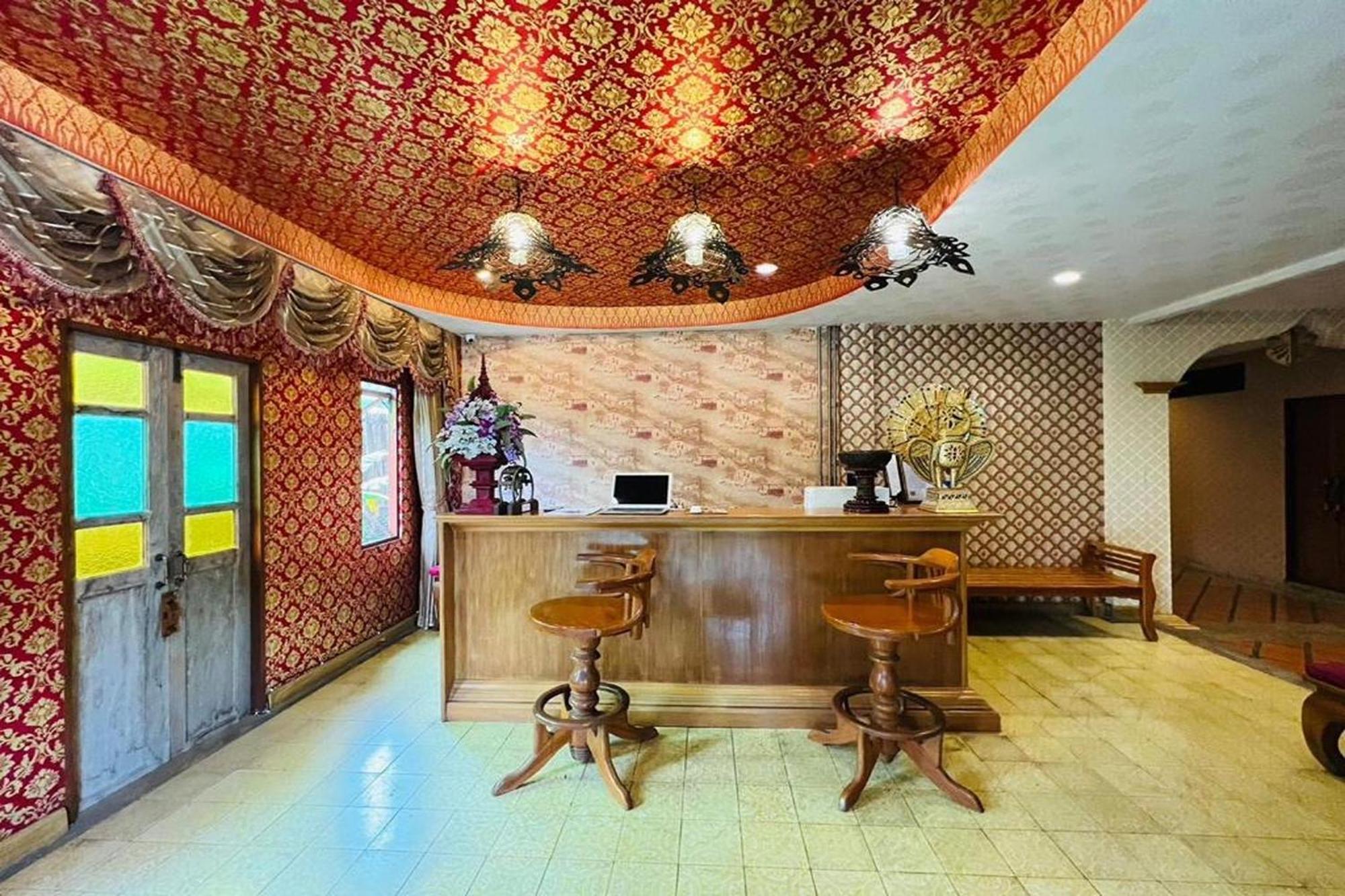 Amethyst Hotel Чиангмай Екстериор снимка